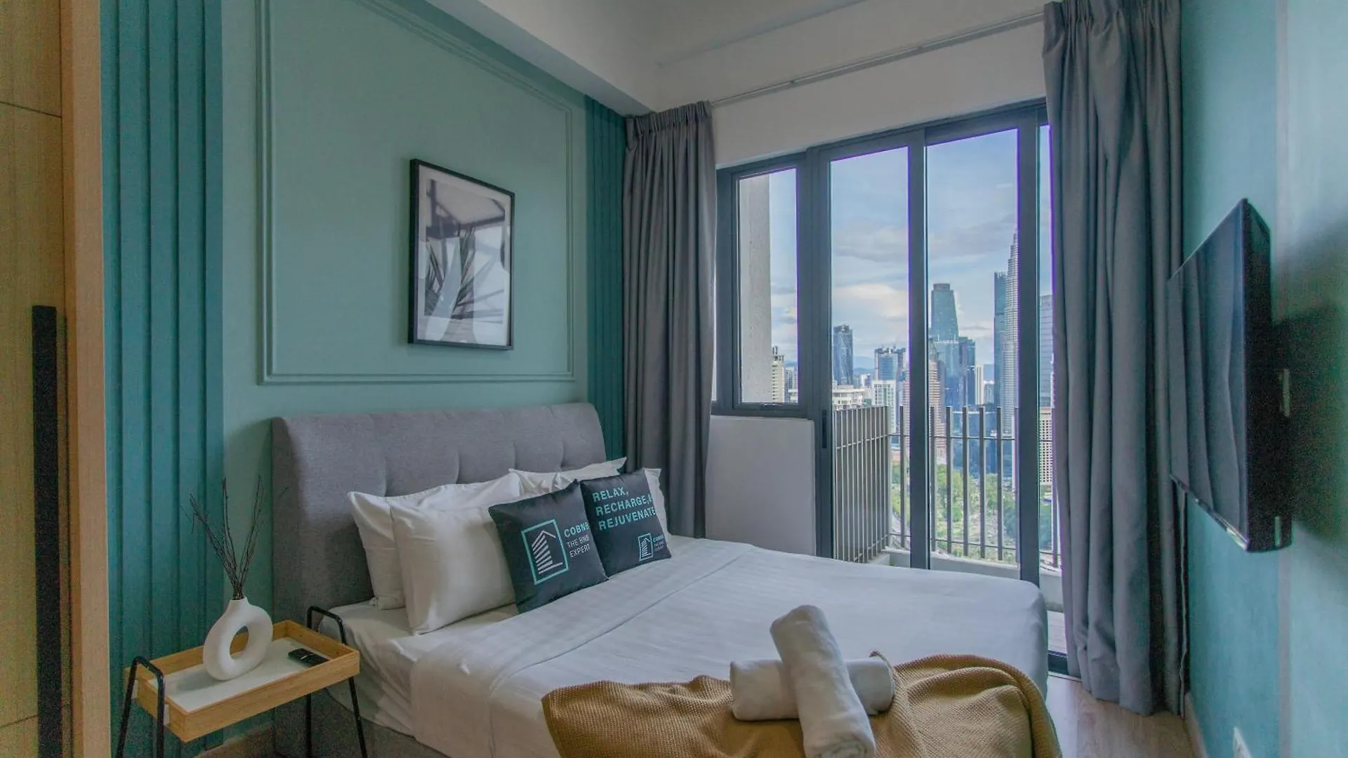Apartment The Colony & Luxe Kuala Lumpur With Skypool By Cobnb