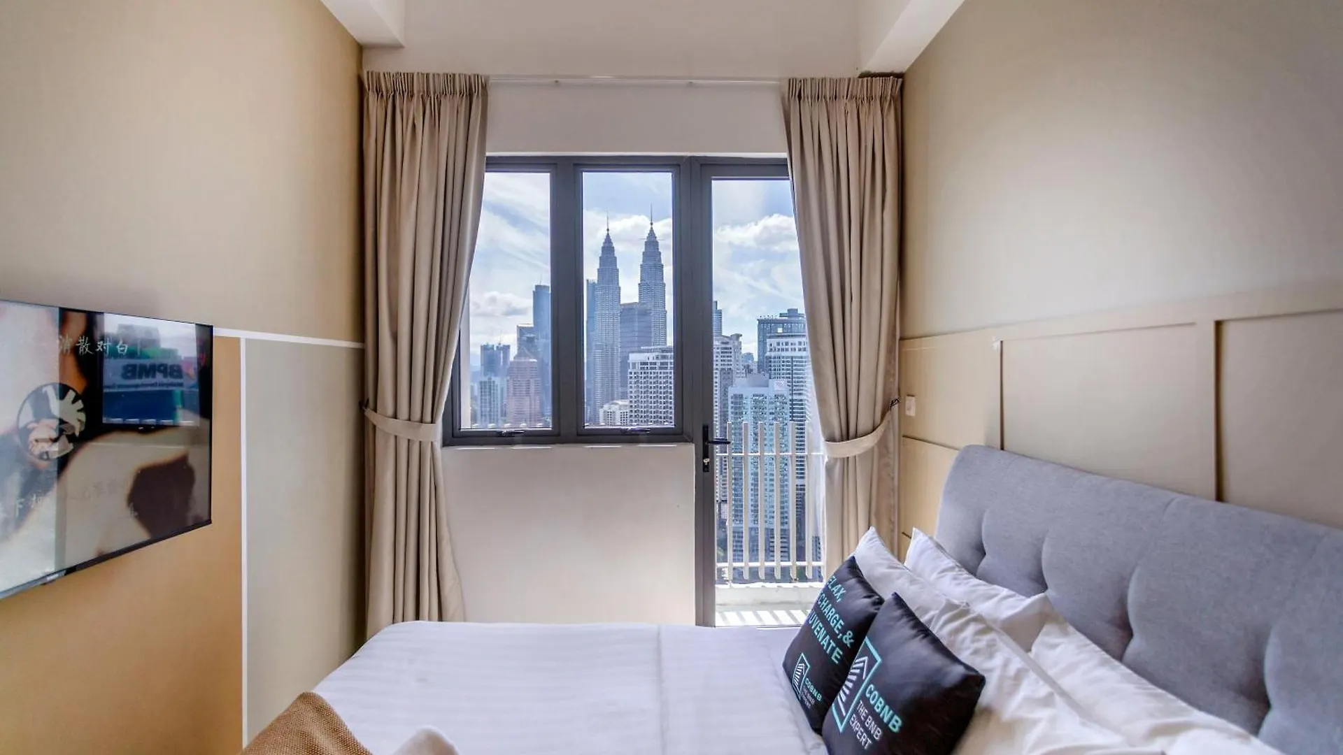 The Colony & Luxe Kuala Lumpur With Skypool By Cobnb 0*,  Malaysia
